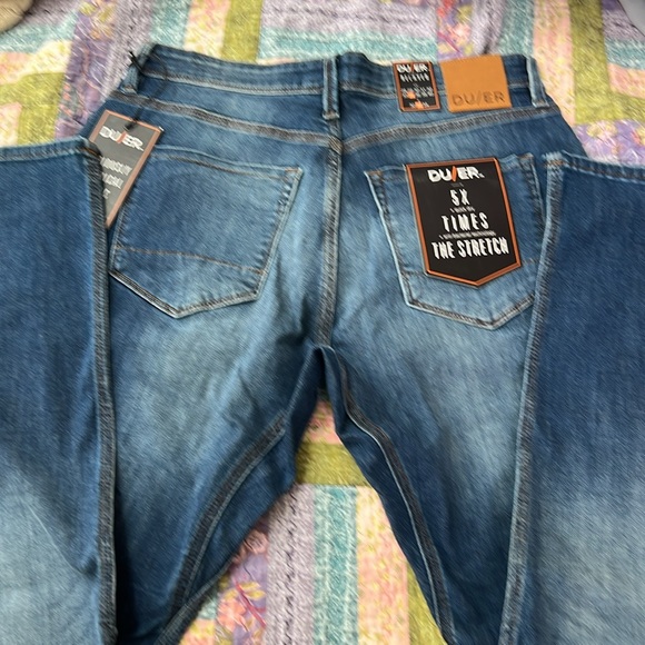 DUER Men’s Performance Denim Athletic Straight Heritage Rinse Size 34 x 32 - NWT - Picture 7 of 9